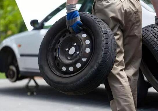 開(kāi)車省油技巧！教你用最少的油跑最遠(yuǎn)的路