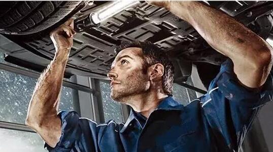 開(kāi)車省油技巧！教你用最少的油跑最遠(yuǎn)的路